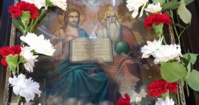 Храмов празник чества историческият Храм „Света Троица“ в Стара Загора