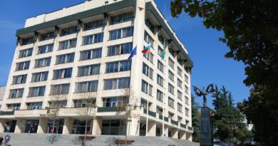Реконструкция на общински път затваря за движение северната му лента 