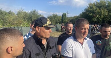 Пожарът на „Седми километър“ е локализиран, екипите от 8 институции продължават да работят на място