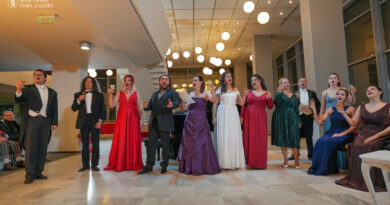 В меката старозагорска есен „децата“ на маестра Стефка Минева организираха музикално пътешествие из Европа и Америка