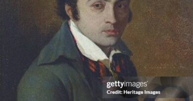 Френският поет Андре Шение е вдъхновил либретиста Луиджи Илика и композитора Умберто Джордано за създаване на операта „Андре Шение“