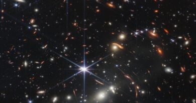 Откриха междузвездна планета, поглъщаща 6 млрд. тона материя в секунда