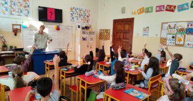 Интерактивни уроци по пътна безопасност достигнаха до близо 12 000 деца