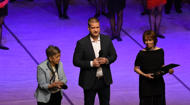 Кметът на Стара Загора Живко Тодоров: ГПЧЕ „Ромен Ролан“ създава свободни и мислещи хора, които движат България напред