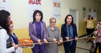 Зам.-кметът Надежда Чакърова откри нов STEM център в VI ОУ „Св. Никола“ в Стара Загора