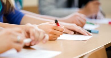ВАС окончателно отмени ключови текстове за оценяване на матурите в 12 клас