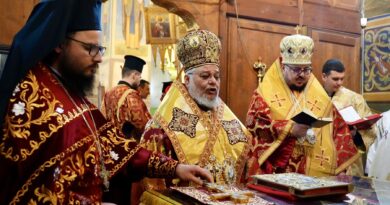 На Светли понеделник митрополит Киприан служи в храм-паметник „Рождество Христво“