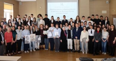 Национална ученическа конференция в ГПЧЕ „Ромен Ролан“ поставя фокус върху заветите на Методий Кусев и Ромен Ролан