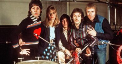 Инструменти и артефакти, принадлежащи на Пол Маккартни и групата Wings, ще бъдат изложени в Залата на славата на рокендрола през май