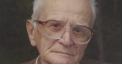 106г. от рождението на Валери Петров – един от хвърчащите хора