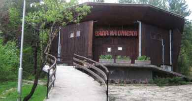 „Залата на смеха“ в Стара Загора преминава към лятно работно време