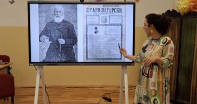 Ученици от СУ „Иван Вазов“ се срещнаха с Елисавета Станчева – изкуствовед и писател