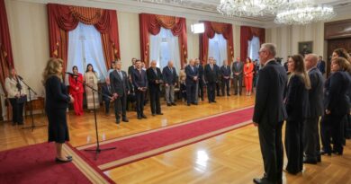 Държавният глава връчи Почетния знак на президента за заслуги в сферата на културата и образованието