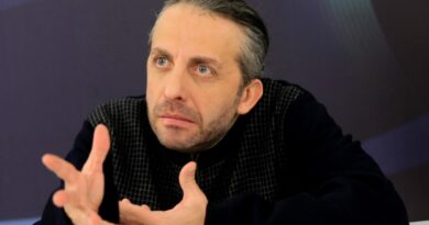Куркински: Писна ми от BG, искам България!