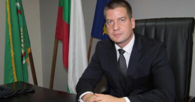 Кметът на Стара Загора Живко Тодоров с Поздравителен адрес послучай 24 май – големия ден на България