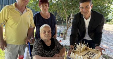Обич, труд и добри съседи: Рецептата за 100 години щастлив живот