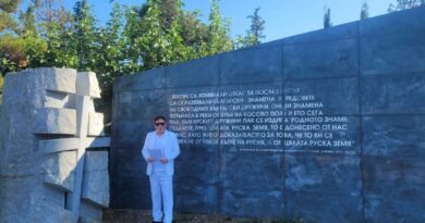 Поетът Йордан Пеев: „Нека никога не забравяме дните, в които Стара Загора бе потопена в кръв и пламъци и заличена от картата на света.“