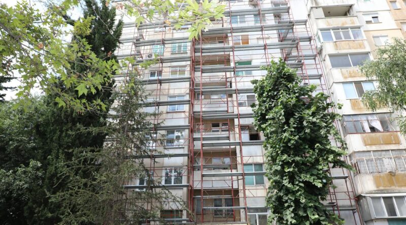 Започна обновяването на жилищна сграда на ул. „Старозагорско въстание“ № 26 в Стара Загора по проект за енергийна ефективност