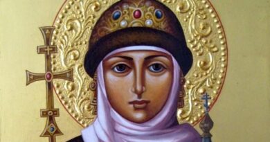 На 11 юли почитаме паметта на Света равноапостолна княгиня Олга, която покръства  руския народ. Благодарение на нея русите приемат християнската вяра.