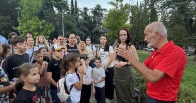 Знания под звездите: Близо 80 участници преминаха 4-километров маршрут в инициативата „Звезден поход“