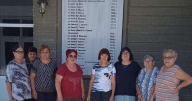 Паметна плоча в старозагорското село Братя Кунчеви увековечава паметта на 22-ма жители, загинали във войните