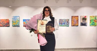 Г-жа Мария Горчева – директор на Девето основно училище „Веселин Ханчев“, получи престижната награда „Анастасия Тошева“ на Община Стара Загора!
