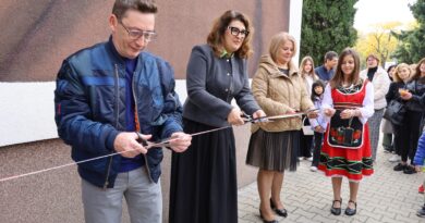 Оливие Ришар Ханчев откри стенопис с лика на Веселин Ханчев в 9. ОУ в Стара Загора